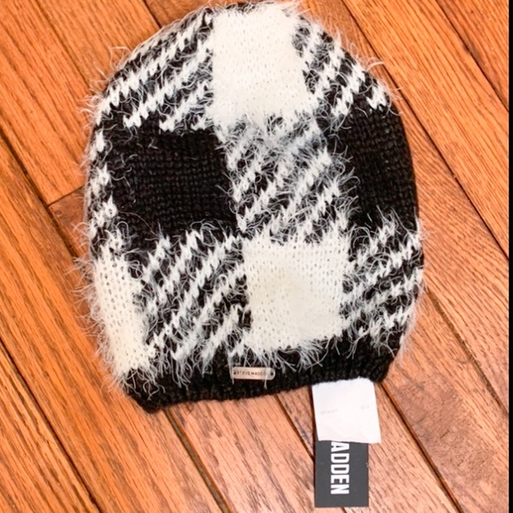 Steve Madden Accessories - Steve Madden Soft Knit Beanie Hat
